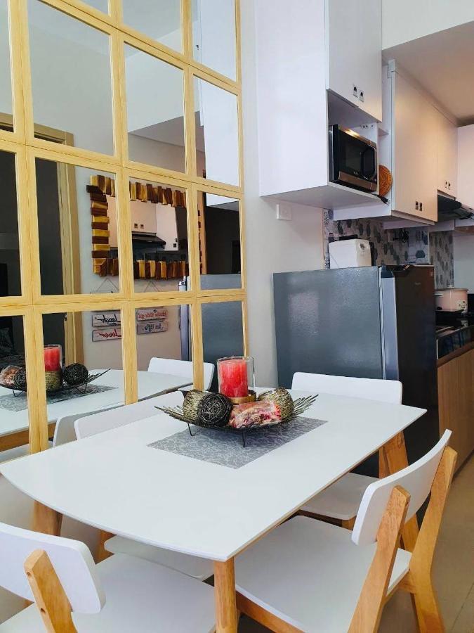 2 Bedroom Condo Vine Residences Quezon City With Pool Wifi Karaoke Board Games Netflix Eksteriør bilde