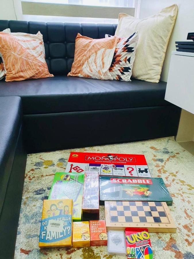 2 Bedroom Condo Vine Residences Quezon City With Pool Wifi Karaoke Board Games Netflix Eksteriør bilde