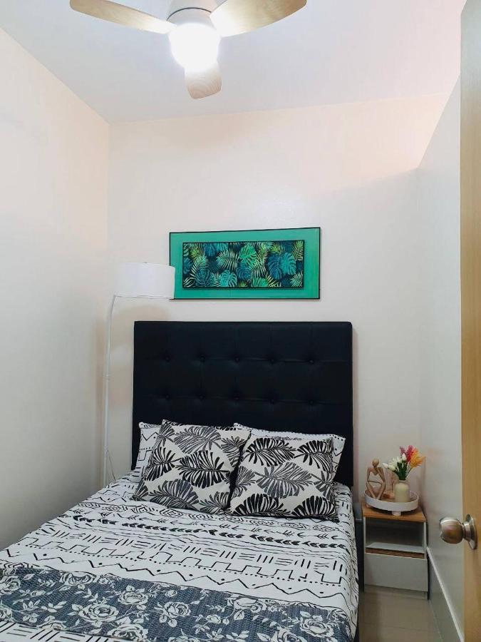 2 Bedroom Condo Vine Residences Quezon City With Pool Wifi Karaoke Board Games Netflix Eksteriør bilde