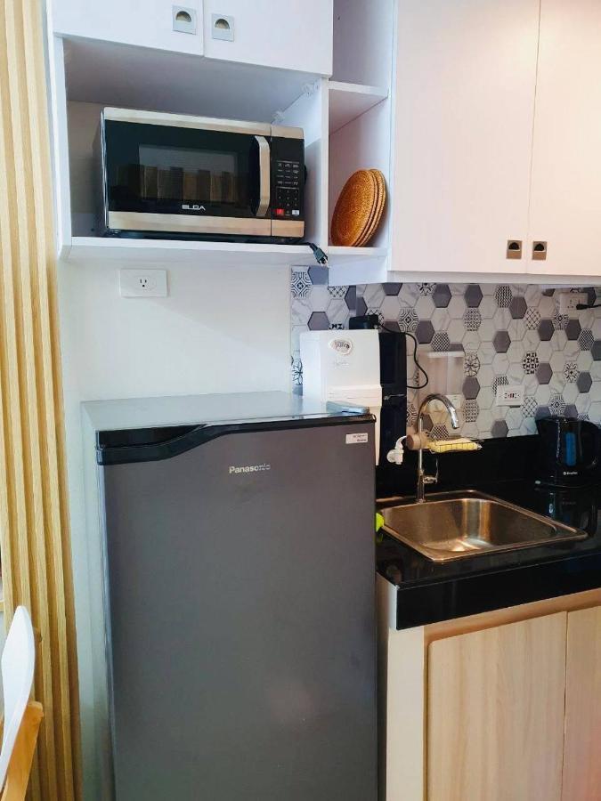 2 Bedroom Condo Vine Residences Quezon City With Pool Wifi Karaoke Board Games Netflix Eksteriør bilde